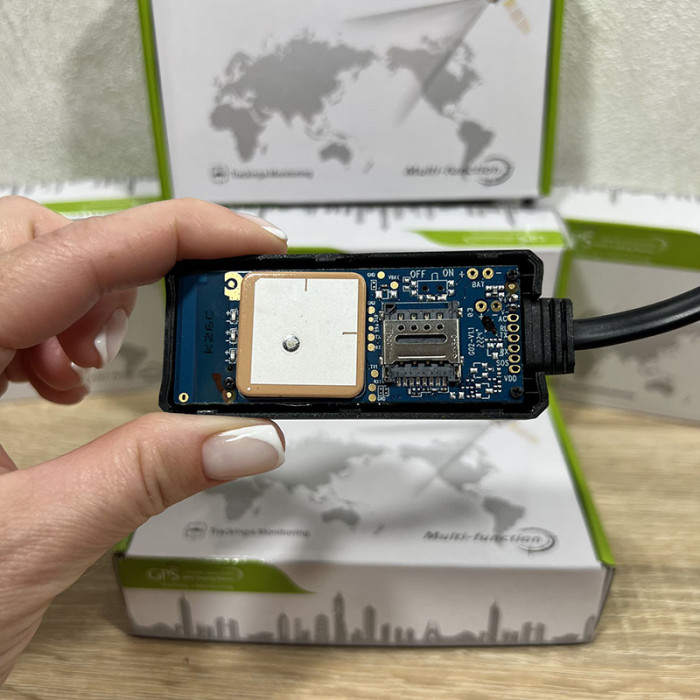 GPS трекер для авто Sinotrack ST-900