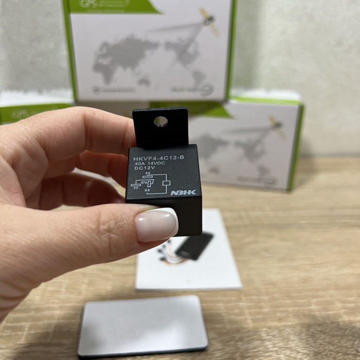 GPS трекер для авто Sinotrack ST-906 з акумулятором, мікрофоном та блокуванням двигуна